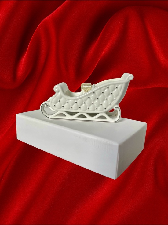 NEW Pandora 2014 Limited Edition Unforgettable Moments Porcelain Sleigh Ornament main image 9
